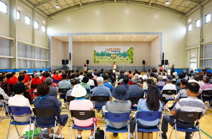 이천시 율면, 2025년 율면 주민총회와 함께하는 작은음악회 성황리 개최