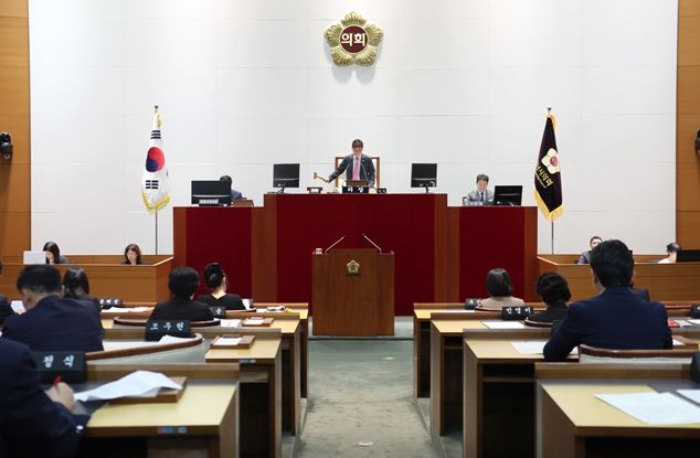 성남시의회, 제305회 임시회 폐회