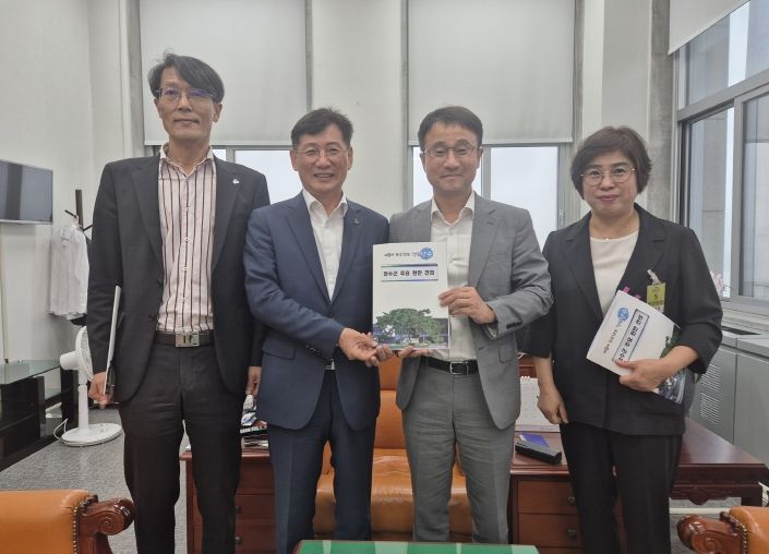 최훈식 군수 국회 방문(한병도 예결위원장)