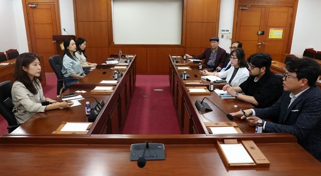 전예슬 오산시의원, 세교2지구 한신더휴 간담회·현장 방문…주민 불편 해소 방안 모색