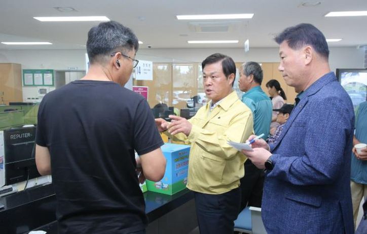 이학수 정읍시장, 전산시스템 중단 대응 현장점검...시민불편 최소화 총력