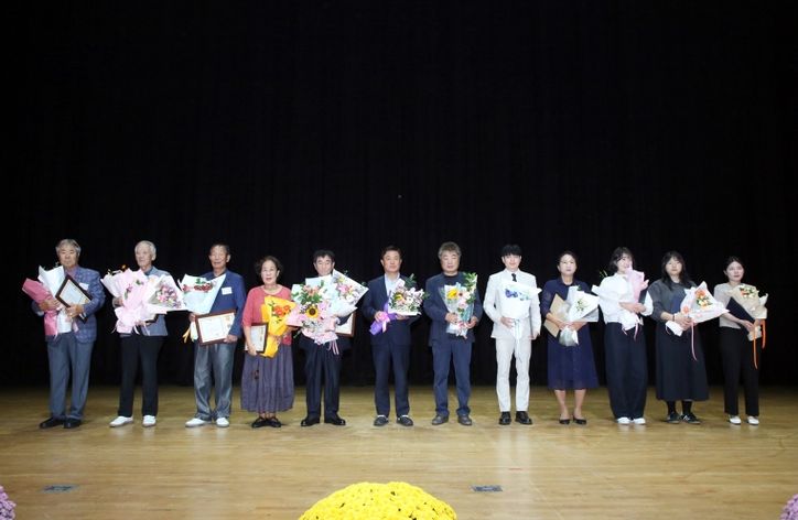 “어르신들의 헌신에 감사”…정읍시, ‘제29회 노인의 날’ 기념행사 성황리 개최