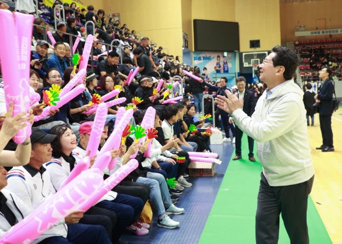 이상일 용인특례시장은 1일 39개 읍면동 통리장 한마음 체육대회에 참석했다