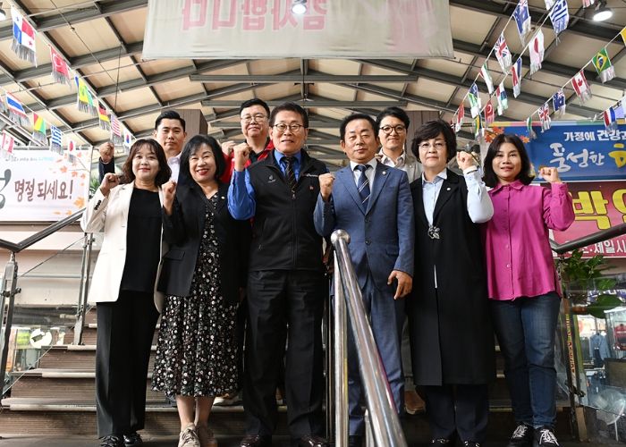 의정부시의회, 추석 맞이 의정부제일시장 방문 및 상인 격려