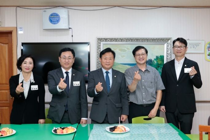 구리시의회, 한가위 맞아 사회복지시설 방문 위문