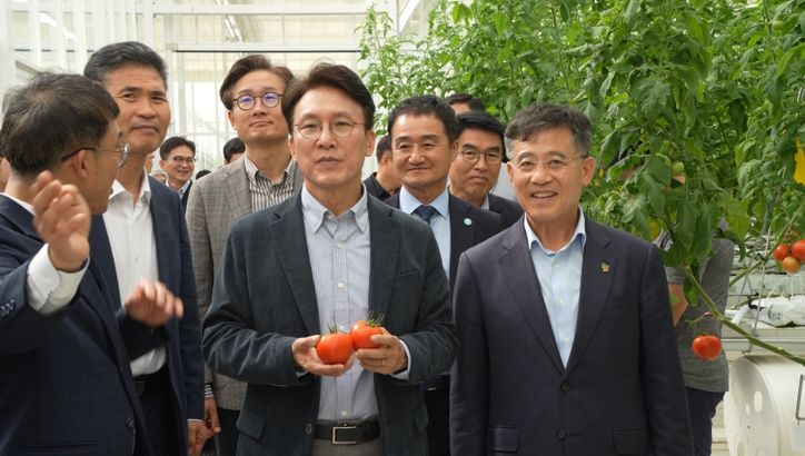 김민석 총리 스마트팜 방문