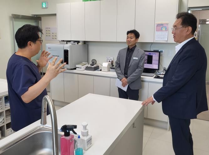 평택시 이성호 부시장 관내 직영 동물보호센터 방문 점검