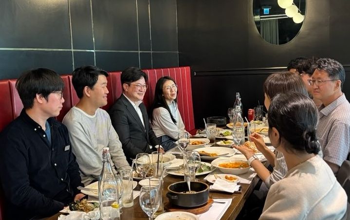 김병수 김포시장이 ‘통통데이’를 통해 정보통신과 직원들과 소통의 시간을 가졌다.