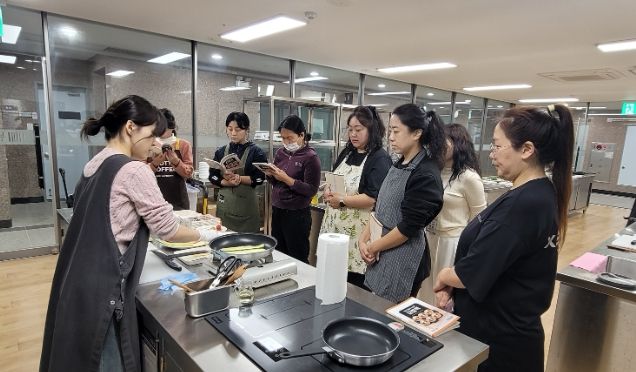 그림책과 함께하는 건강한 소풍 도시락 만들기