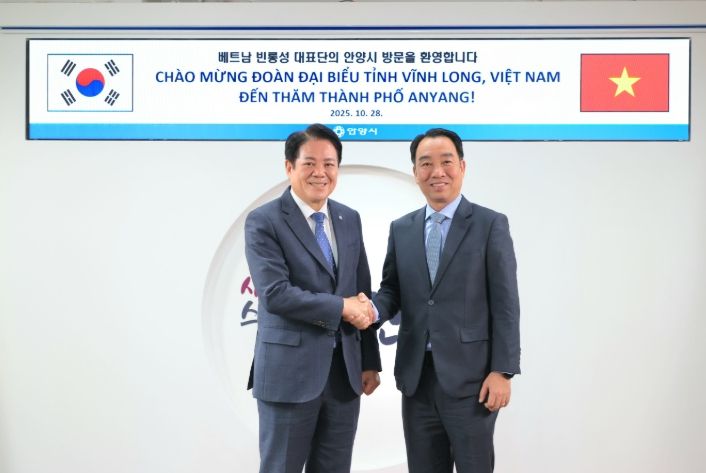 최대호 안양시장, 루꽝응어이 베트남 빈롱성 인민위원회 위원장 접견