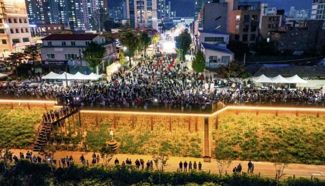 남한강 테라스(양평 물들임 테라스 축제)