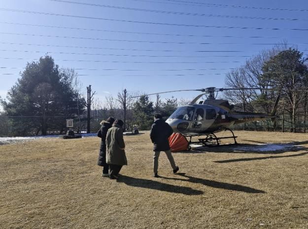 수원시가 6월 14일까지 운영하는 산불 대응 헬기.