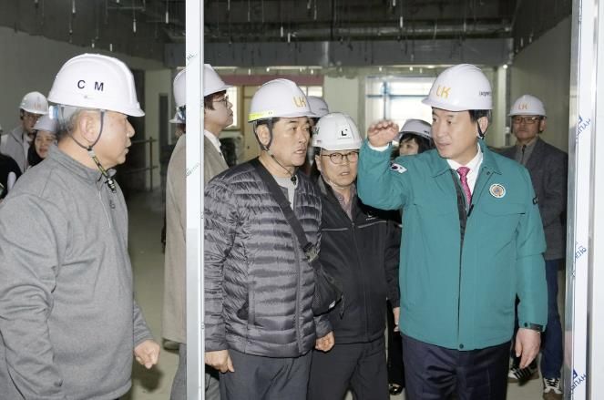 광주시, 오포 중·고 신축공사 현장 점검…2026년 3월 개교 준비 상황 확인