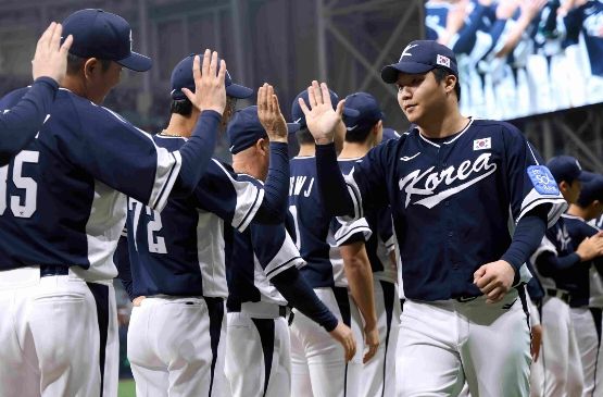 국가대표 후원(유니폼 소매) 이미지