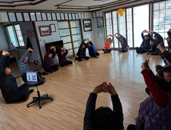 , '2026년 건강100세 행복마을 만들기' 운영