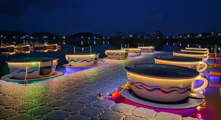 4인용보트 야간