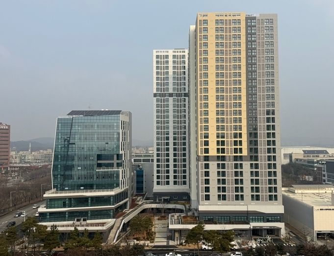 시흥시(정왕) 어울림센터 및 행복주택 전경사진(준공)