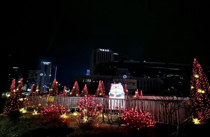 서울광장 해치 라이트 가든