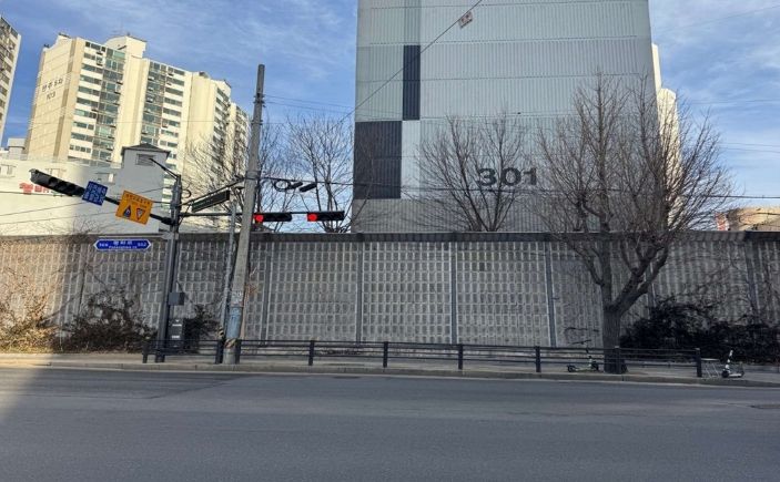 의정부시, 회룡역 삼거리 가로시설물 통합 정비 완료