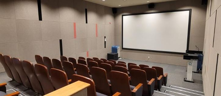 화순군립운주사문화관 1층 영상실 전경