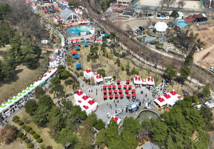 논산딸기축제장전경