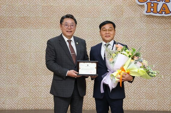 동도테크(주) 최임근 대표, 4월 자랑스러운 김해 CEO상 수상